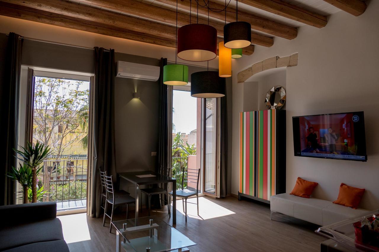 Myo Charming House